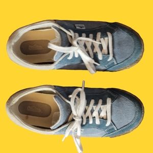 Rare Simple shoes, bowling derby style with cute rainbow stripes